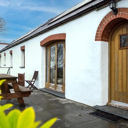 Orchard Cottage - Luxurious Barn Conversion - Beavers Hill Manorbier Εξωτερικό φωτογραφία