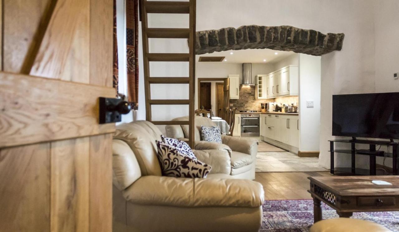 Orchard Cottage - Luxurious Barn Conversion - Beavers Hill Manorbier Εξωτερικό φωτογραφία