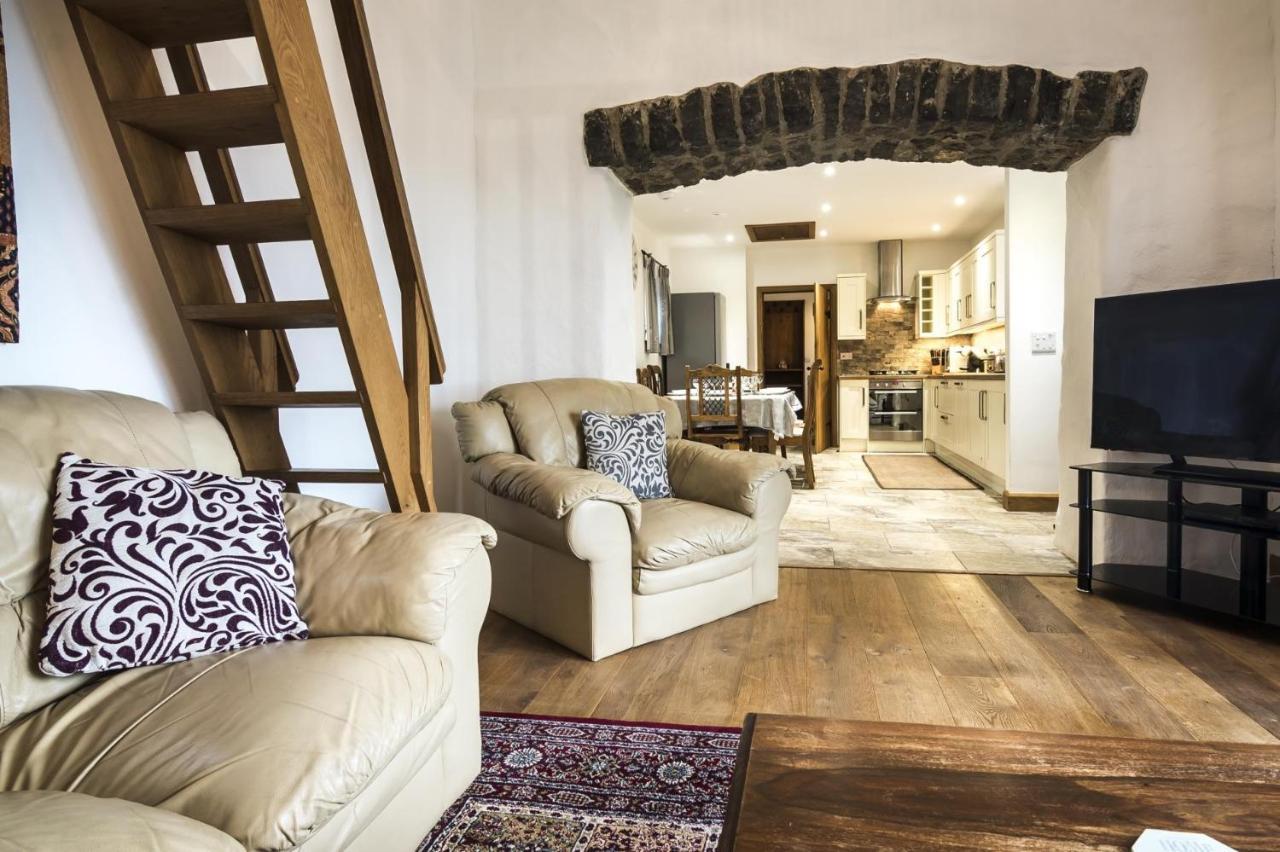 Orchard Cottage - Luxurious Barn Conversion - Beavers Hill Manorbier Εξωτερικό φωτογραφία