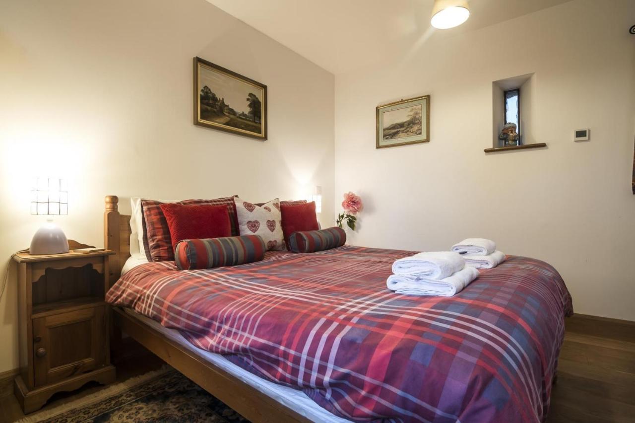 Orchard Cottage - Luxurious Barn Conversion - Beavers Hill Manorbier Εξωτερικό φωτογραφία