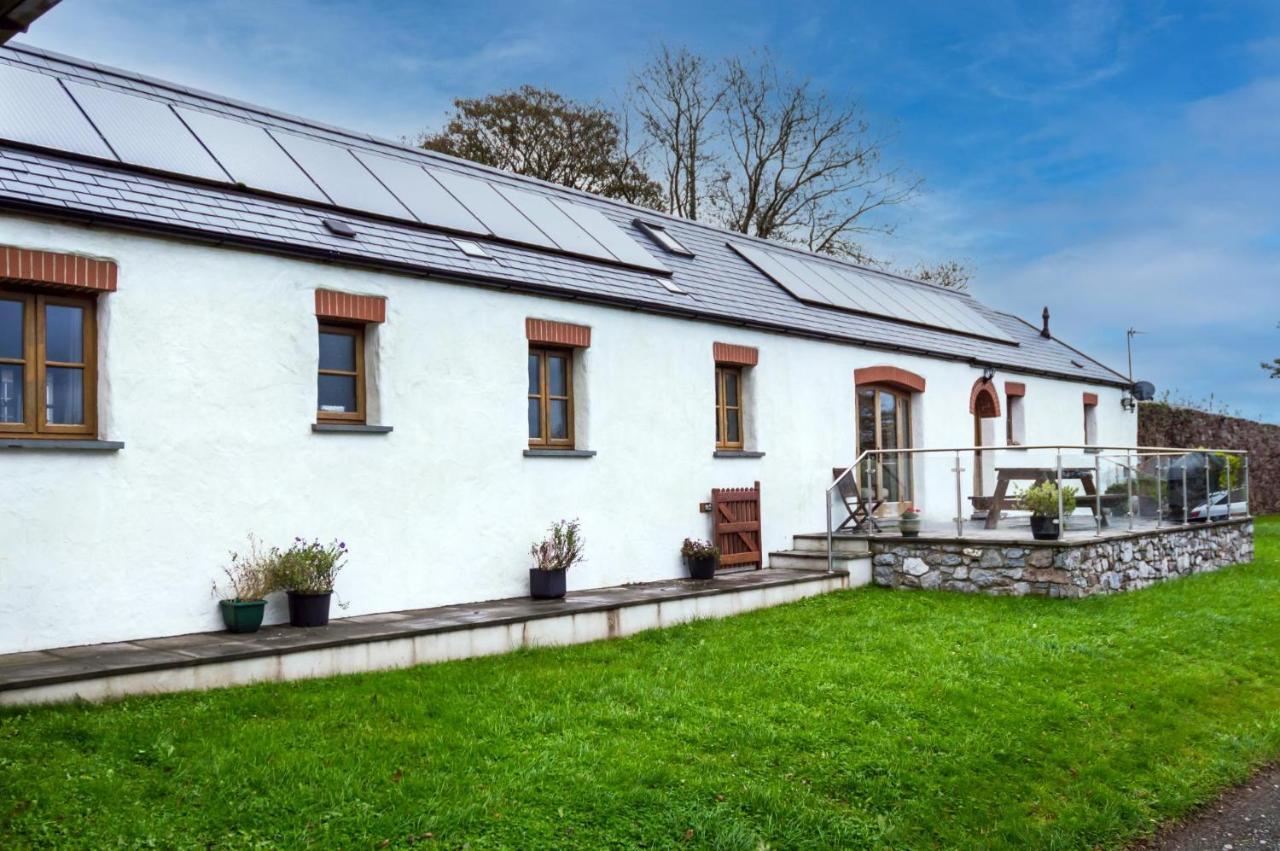 Orchard Cottage - Luxurious Barn Conversion - Beavers Hill Manorbier Εξωτερικό φωτογραφία